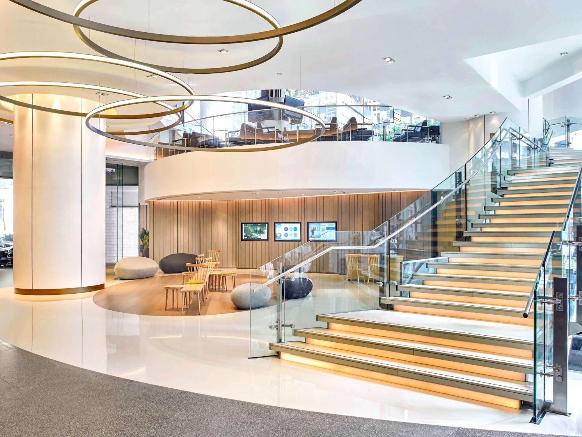 Novotel Century Отель 4*