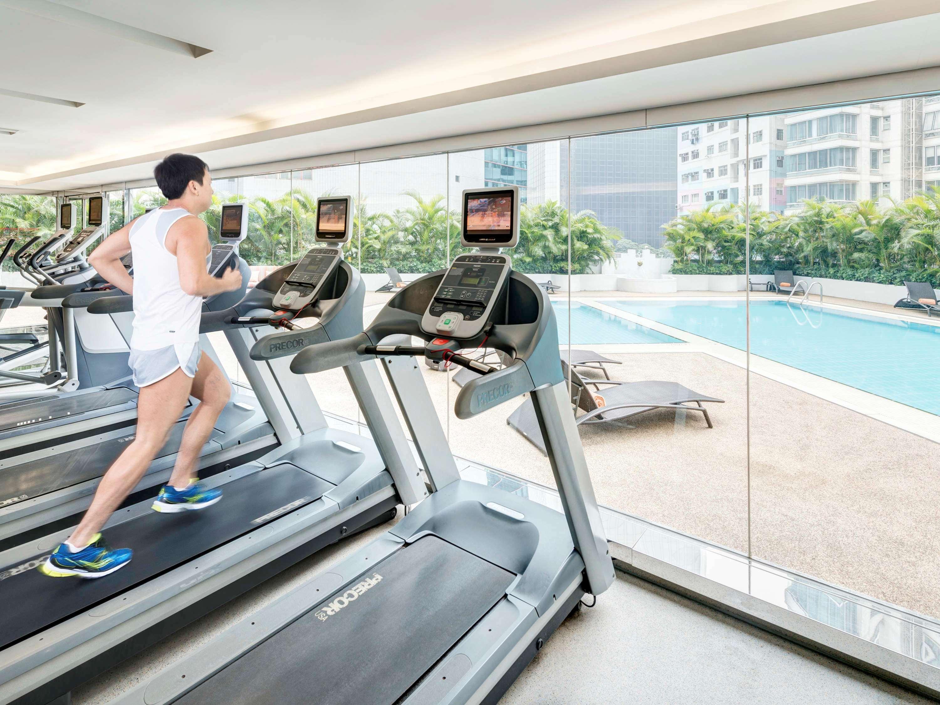 Novotel Century Отель 4*