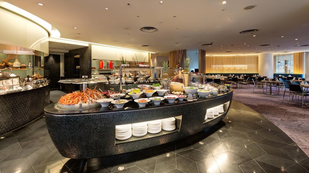 Novotel Century Отель